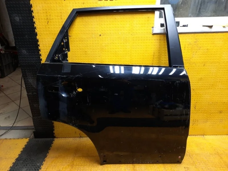 Дверь Kia Sorento 770042P010 XM, задняя правая