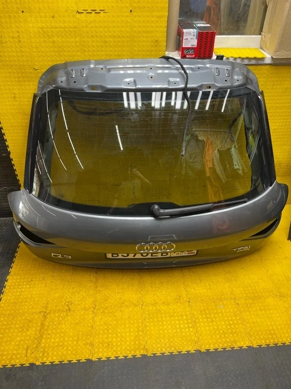 Крышка багажника (Дверь багажника) Audi Q3 2012 8U0827025 8UB CCZ 340616
