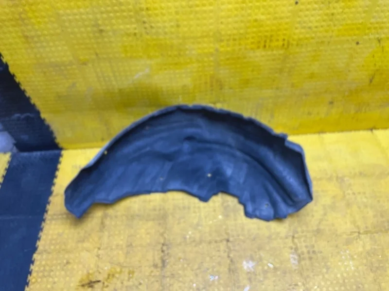 Подкрылок Mitsubishi Outlander 2021 5370B413 GF0W 4B11 CB8765, задний левый