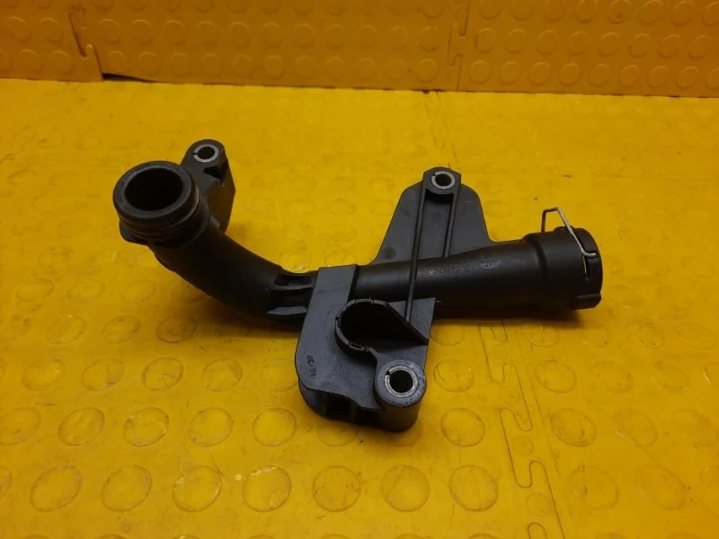 Трубка охлаждающей жидкости Mercedes-Benz Gle-Class 2017 A2762002052 W166 27682130535232