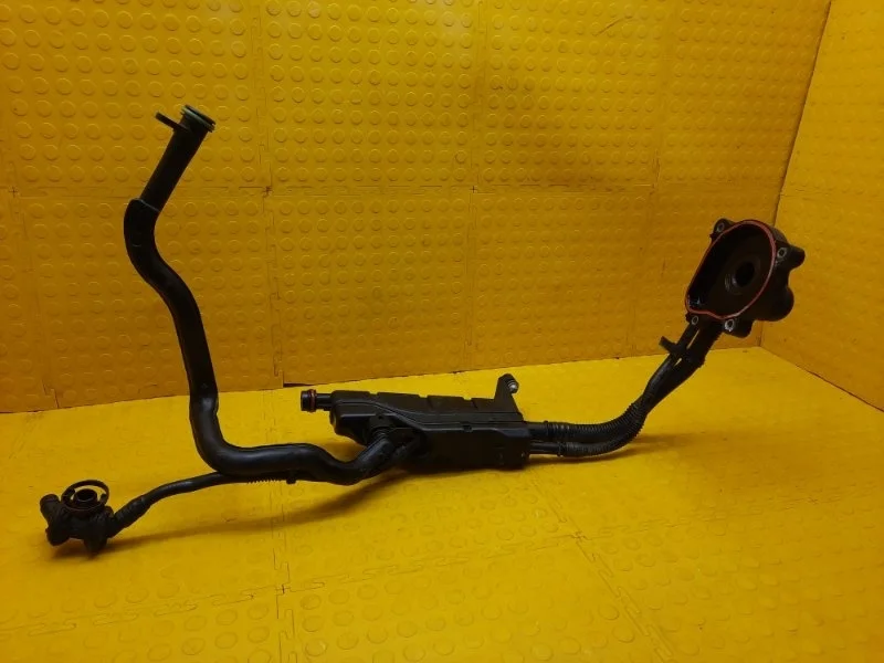 Маслоотделитель Mercedes-Benz GLE-Class 2017 A2760107111 W166 27682130535232