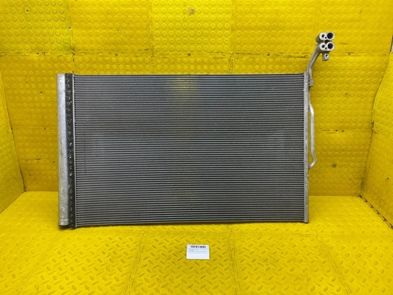 Осушитель (Испаритель ) кондиционера Volkswagen Touareg 7P0820411