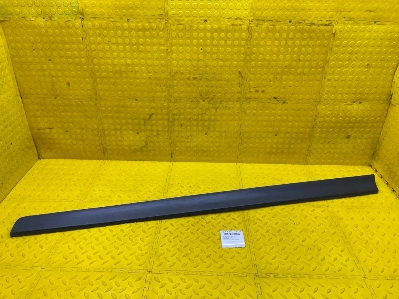 Накладка двери Nissan X-trail 2019 808764CM1B T32 QR25, правая