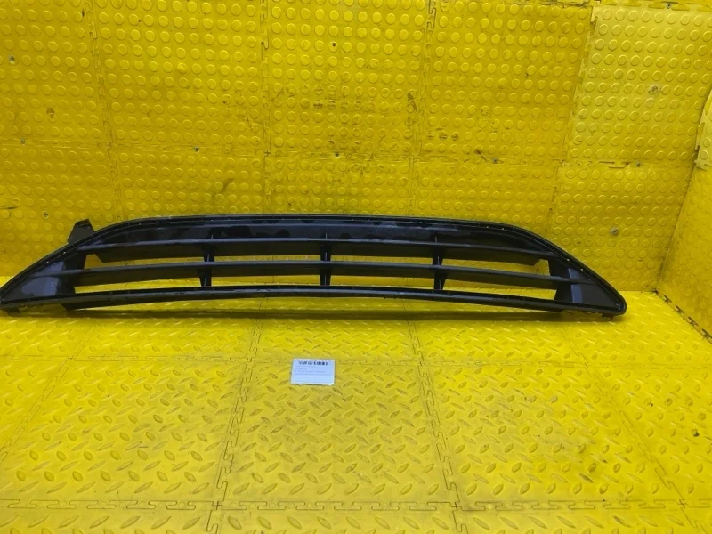 Решетка бампера Nissan X-Trail 2019 622546FR0A T32 QR25, передняя