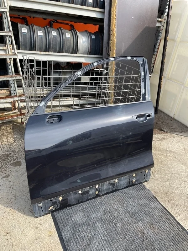 Дверь Volkswagen Touareg 2011 7P0831055 NF CKDA 002809, передняя левая