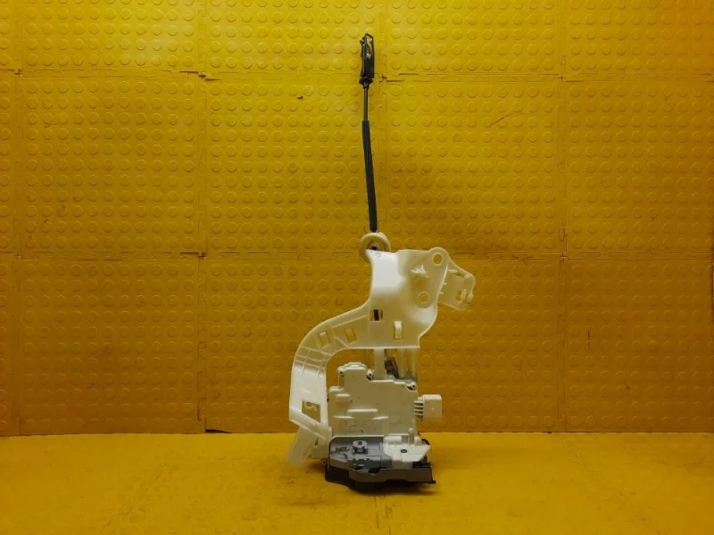 Замок двери Volkswagen Touareg 2011 4G0839016 NF CKDA 002809, задний правый