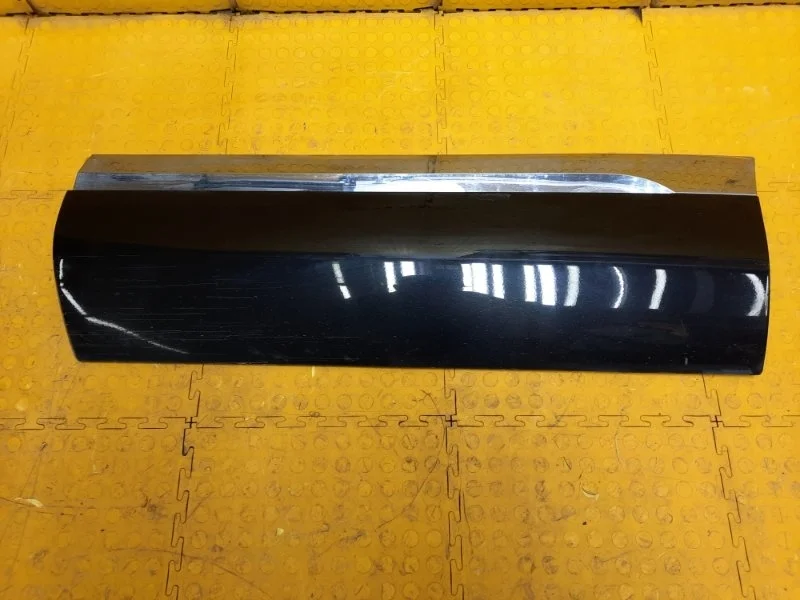 Молдинг двери Volkswagen Touareg 2011 7P6854949H NF CKDA 002809, задний левый