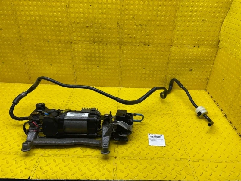 Компрессор подвески Volkswagen Touareg 2011 7P0698007B NF CKDA 002809