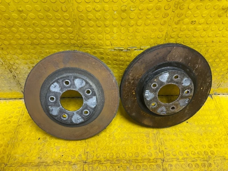 Диск тормозной Mitsubishi Outlander 2018 4615A178 GF0W 4B12 XP2200, передний