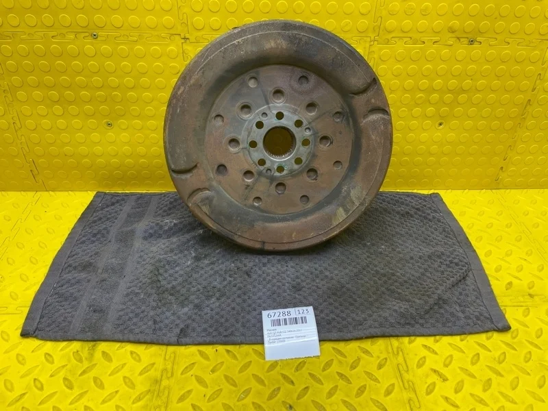 Маховик Audi Q3 2012 06J105266R 8UB CCZ 340616