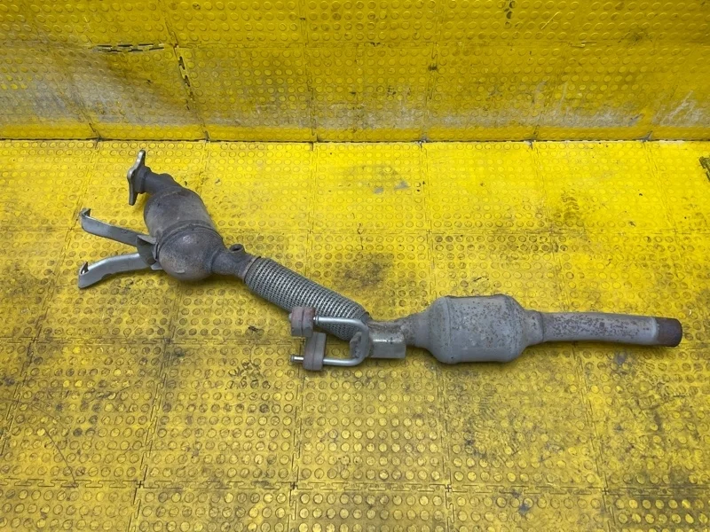 Приемная труба глушителя Volkswagen Polo 2019 6C0254500KX 6C1 CWV 630478