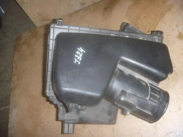 Б.у. корпус воздушного фильтра NISSAN TEANA J32 NISSAN TEANA J32