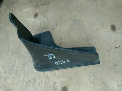 Б.у. брызговик NISSAN TEANA J32 NISSAN TEANA J32