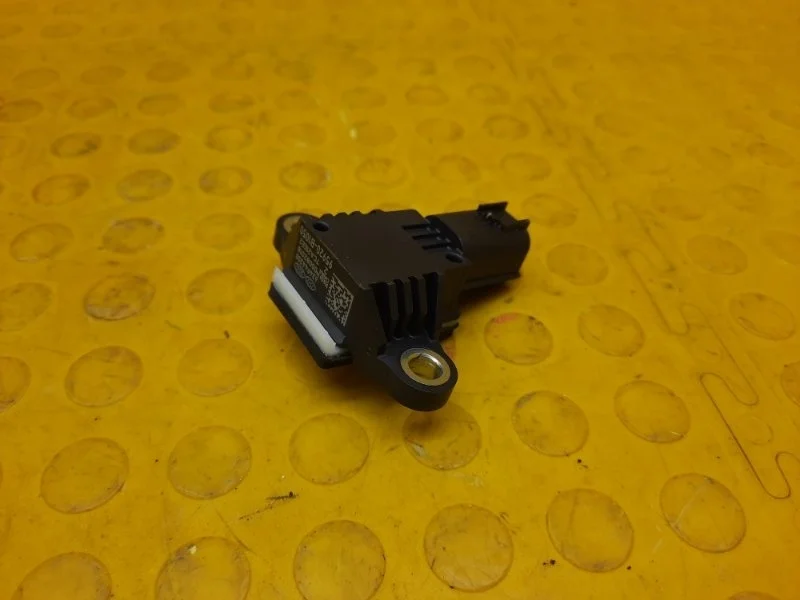 Датчик удара Kia Sorento 2019 95920B1050 UM D4HB