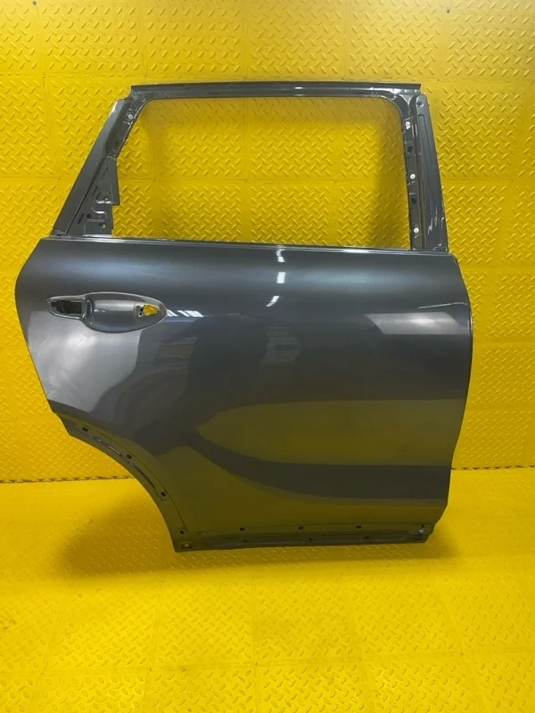 Дверь Kia Sorento 2019 77004C5010 UM D4HB, задняя правая