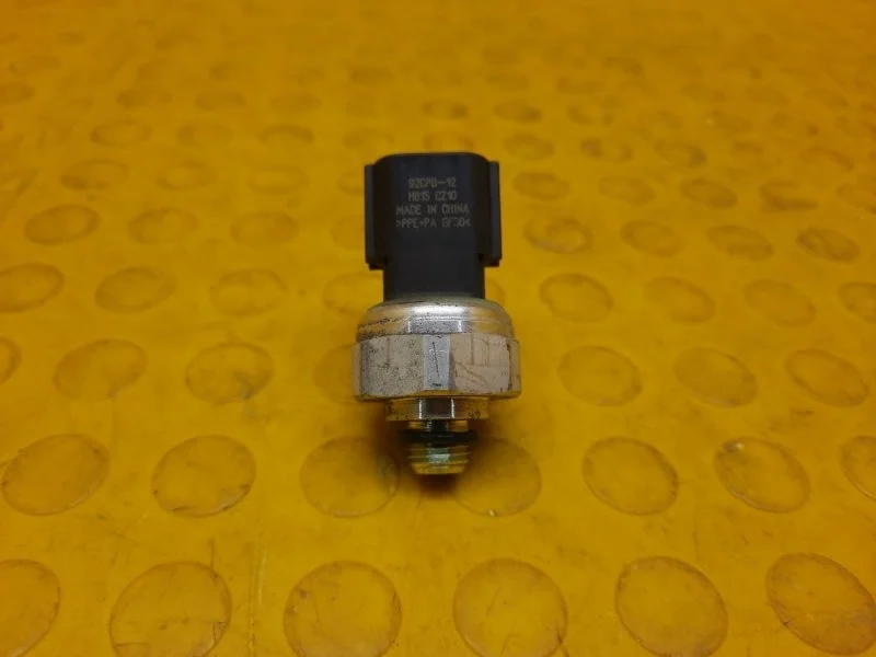 Датчик кондиционера Kia Sorento 2019 97721D9000 UM D4HB