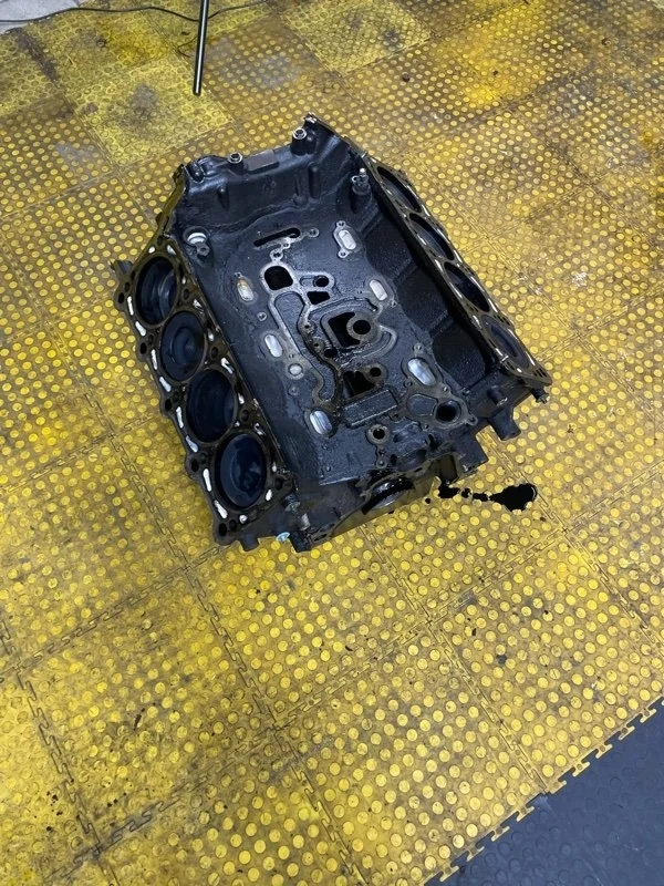 Блок цилиндров ( Блок Двигателя ) Volkswagen Touareg 2011 057100031G NF CKDA 002809