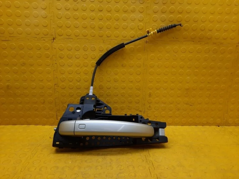 Ручка двери (наружная , внешняя) Audi Q5 2014 8T0837885B 8RB CMGB, задняя левая