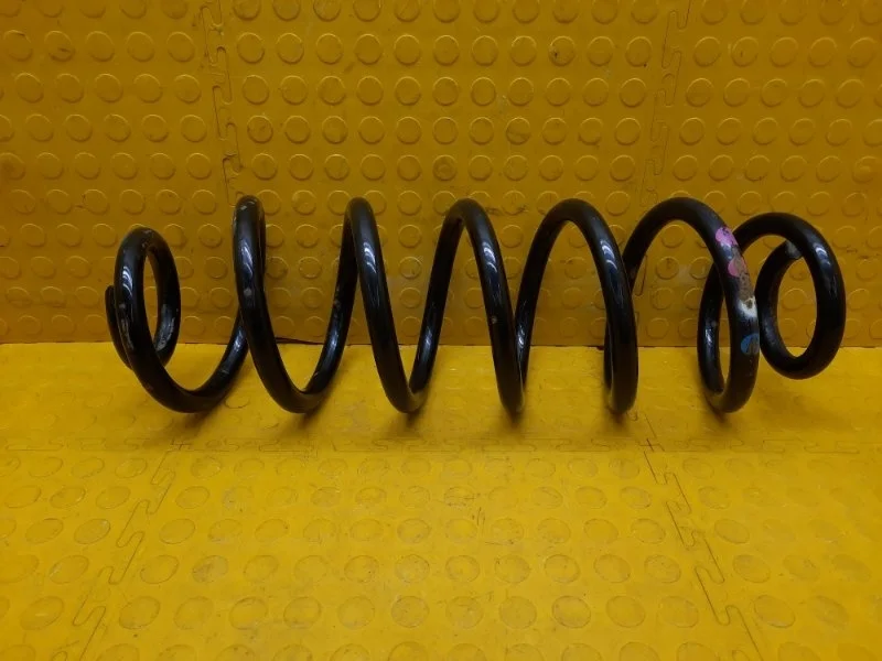 Пружина подвески AUDI Q5 2014 8R0511115BN 8RB CMGB, задняя