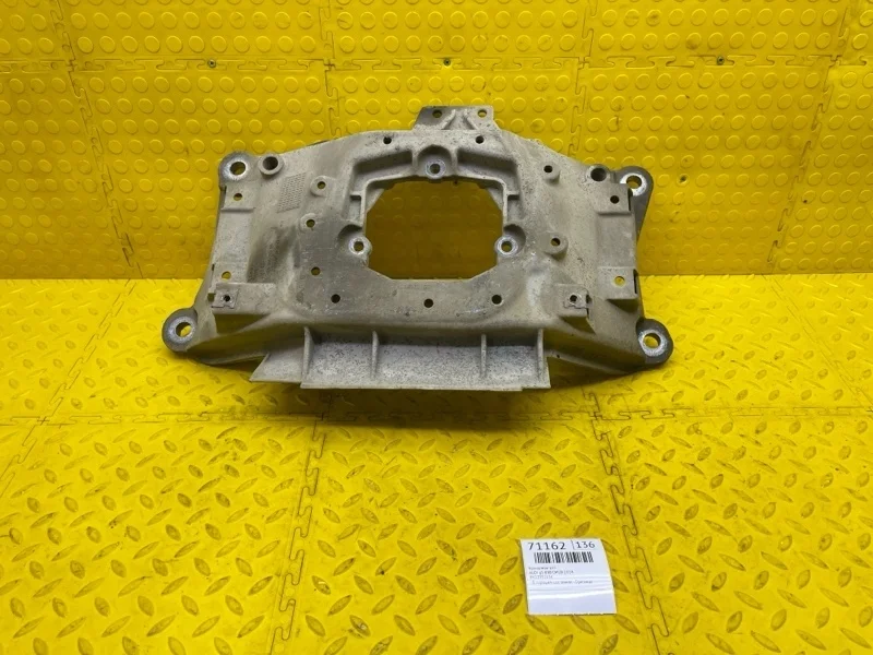 Кронштейн КПП AUDI Q5 2014 8K0399263K 8RB CMGB