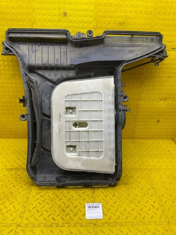 Корпус воздушного фильтра Audi Q7 2016 4M0133837 4MB CVM011957