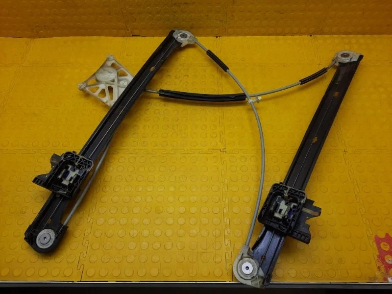 Стеклоподъемник Audi Q7 2016 4M0837461A 4MB CVM011957, передний левый