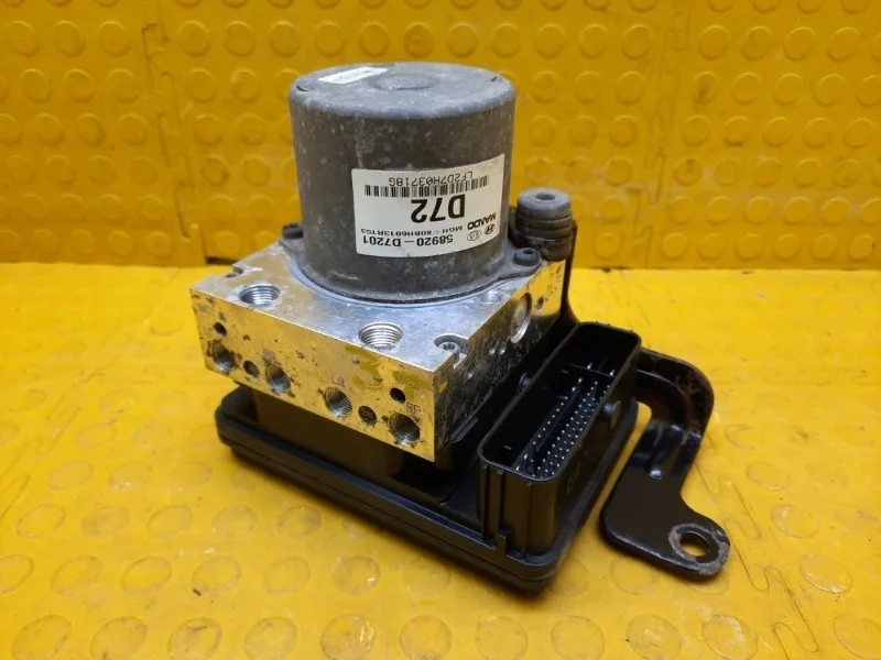 Блок abs (Блок АБС) Hyundai Tucson 2016 58920D7201 TL G4NA