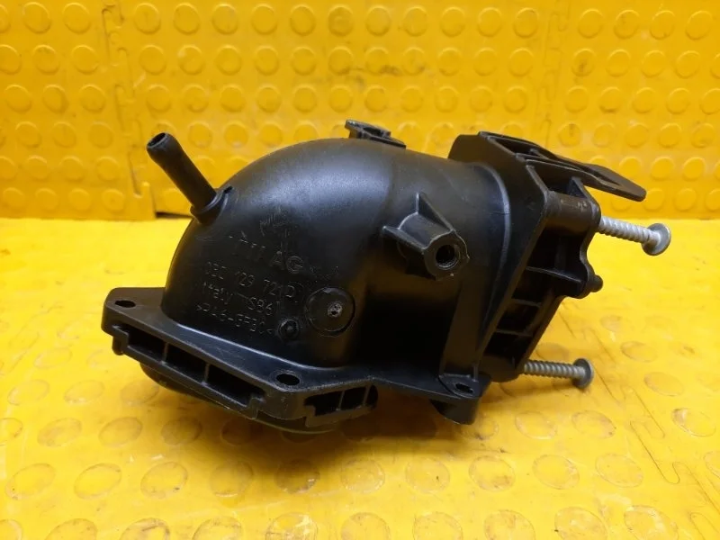 Патрубок Volkswagen Tiguan 2013 03C129721D NF