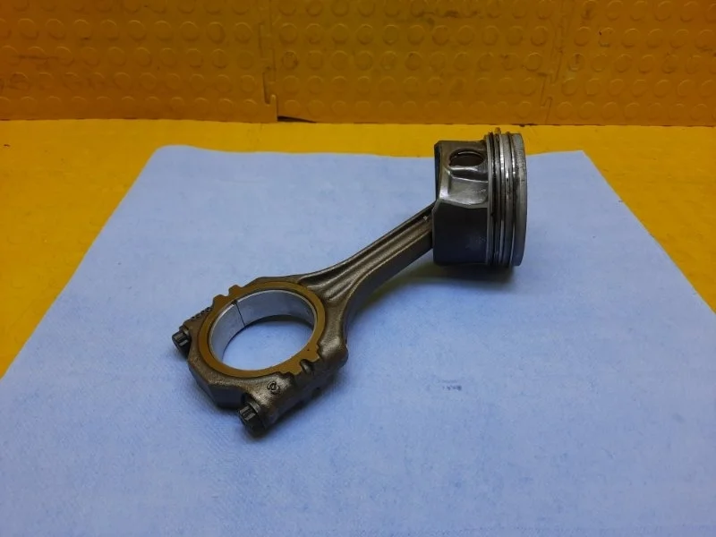 Поршень с шатуном Volkswagen Tiguan 2006-2011 03C198401D NF