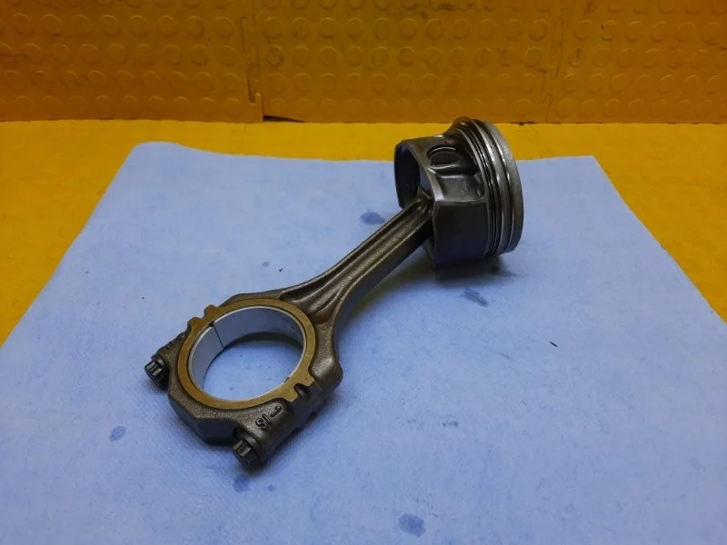 Поршень с шатуном Volkswagen Tiguan 2006-2011 03C198401D NF