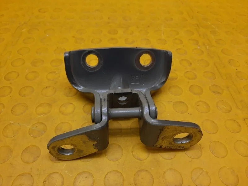 Петля двери нижняя Hyundai Mufasa 2023 794103K000 NU2 G4NJ PW668878, передняя левая