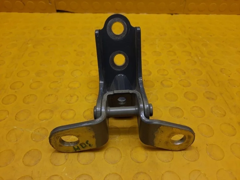 Петля двери нижняя Hyundai Mufasa 2023 793202H000 NU2 G4NJ PW668878, задняя правая