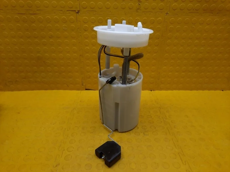 Топливный насос (Бензонасос) Volkswagen Polo 2017 6RU919051A 6C1 CWVA