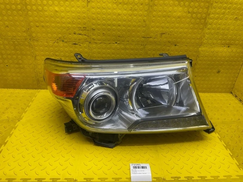 Фара Toyota Land Cruiser 2015 8114560F30 J200, правая