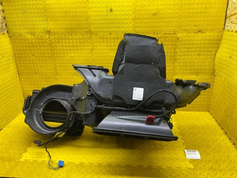 Корпус Отопителя (печки печка) Volkswagen Polo 2017 8Z1820351A 6C1 CWVA