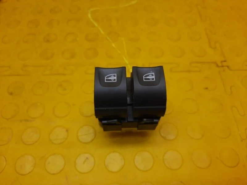 Блок управления стеклоподъемниками Renault Kaptur 2021 254112588R REA H4ME 440P022314, передний левый