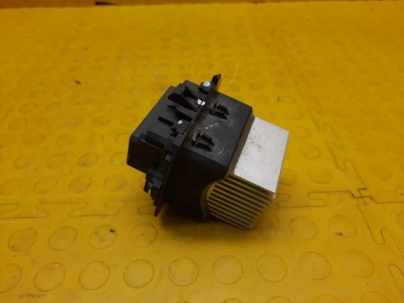 Резистор, Реостат ( Реле вентилятора , Отопителя) Renault Kaptur 2021 7701209850 REA H4ME 440P022314