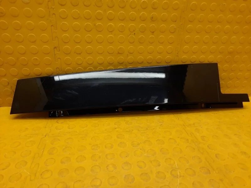 Накладка двери Mercedes-Benz GLC- class 2015 A2536900487 X253 M651 D22, задняя правая