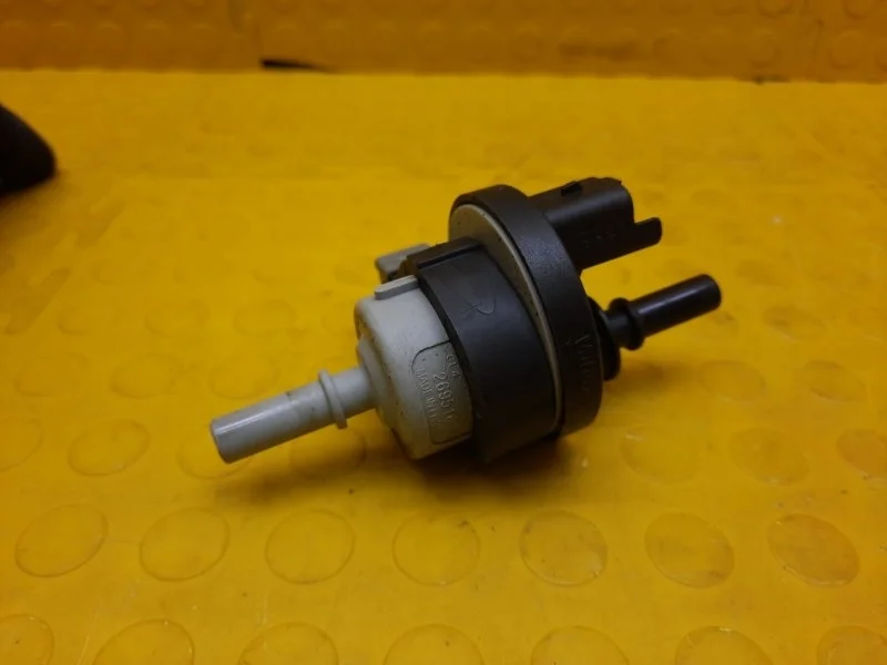 Клапан вентиляции топливного бака Renault Duster 2021 8200248821 HJD H5HA460D