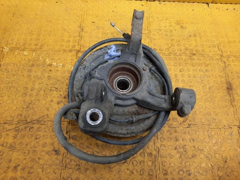 Кулак поворотный Renault Arkana 2019 430188668R JC H5HA, задний правый