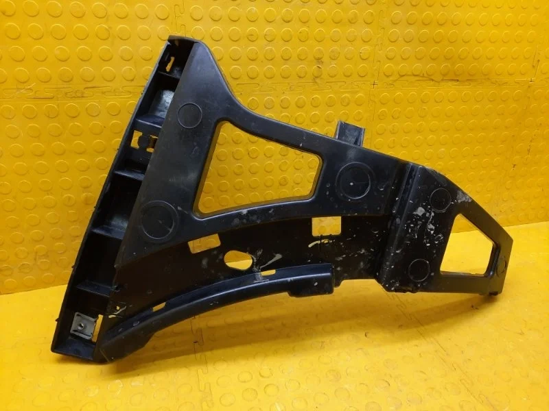 Кронштейн бампера Ford Transit 2022 1943300 TTG NY85959, передний правый