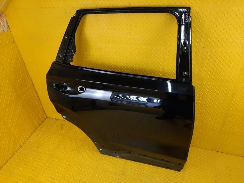 Дверь Hyundai Santa Fe 2019 77004S1010 TM D4HBKU932189, задняя правая