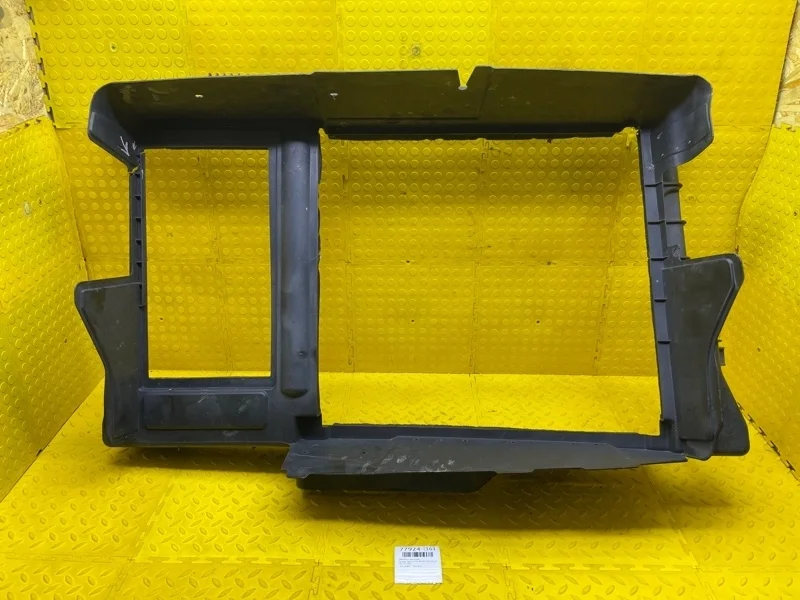 Дефлектор радиатора Hyundai Santa Fe 2019 29135S1000 TM D4HBKU932189