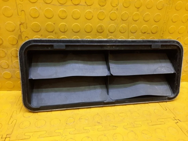 Клапан вентиляции багажного отделения Ford Transit 2020 1776177 TTG