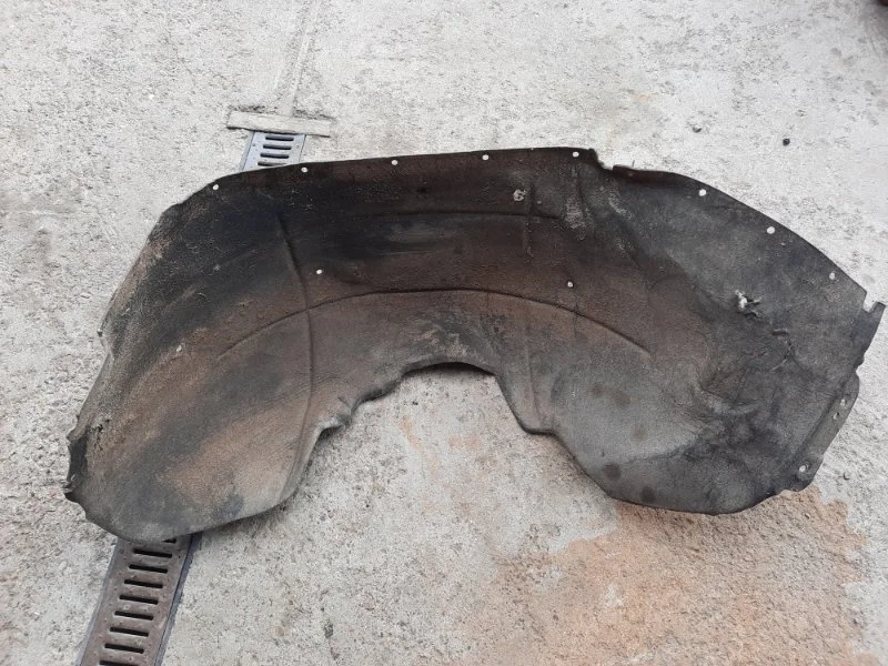 Подкрылок Cadillac Escalade 2016 22806321 YS L86 6GR187801, передний правый