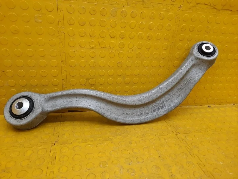 Рычаг подвески Audi Q8 2021 4M0505398P 4MN CVMD, задний правый