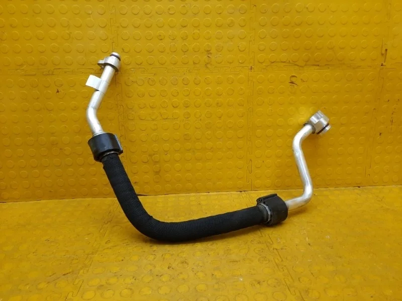 Шланг кондиционера, трубка Audi Q8 2021 4M0816743BD 4MN CVMD