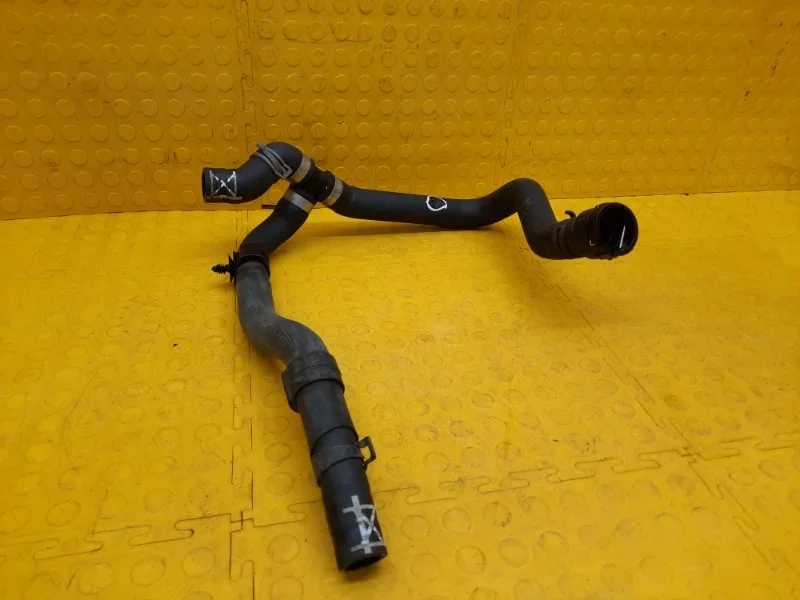 Патрубок Volkswagen Tiguan 2019 5QF122051AJ AD1 DFH