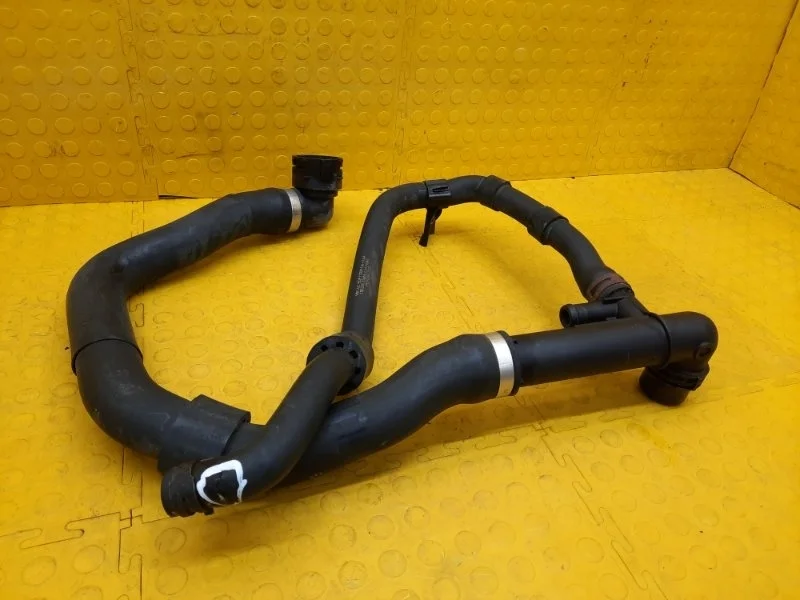 Патрубок Volkswagen Tiguan 2019 5QF122051AH AD1 DFH