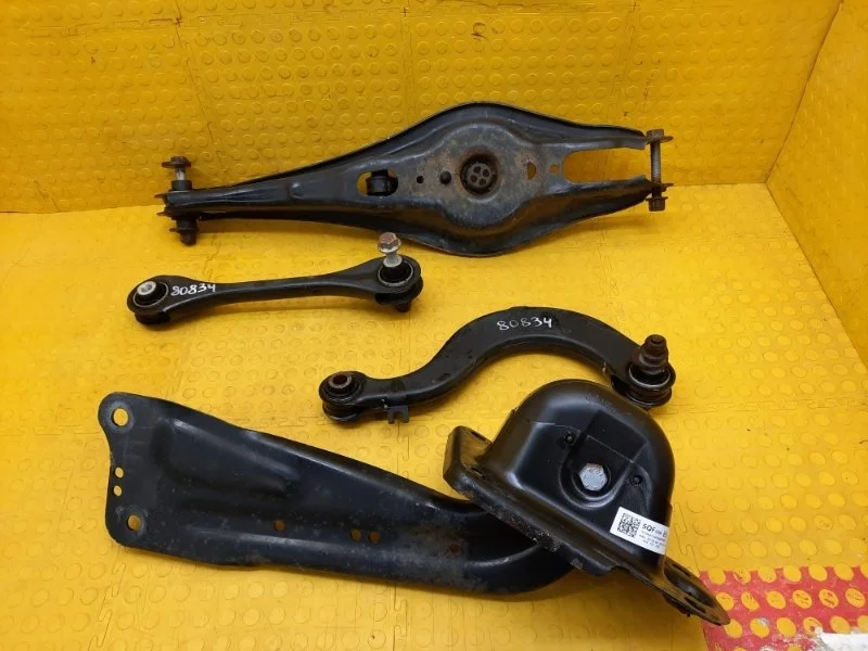 Рычаг подвески Volkswagen Tiguan 2019 5QF505224C AD1 DFH, задний правый